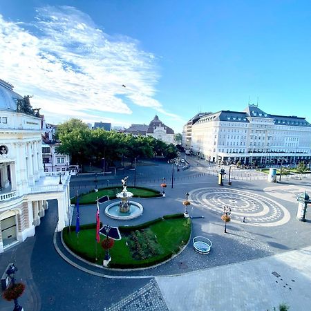 Modern Apartment In Historic City Center Old Town Bratislava Extérieur photo