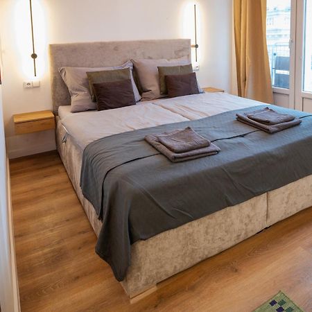 Modern Apartment In Historic City Center Old Town Bratislava Extérieur photo